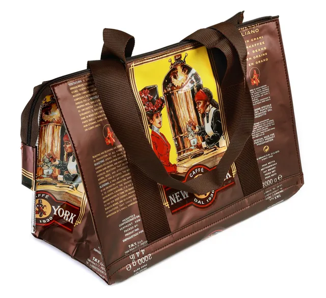 caff-new-york-tasche-aus-kaffeebeutel-braune-henkel-upcycling image 1