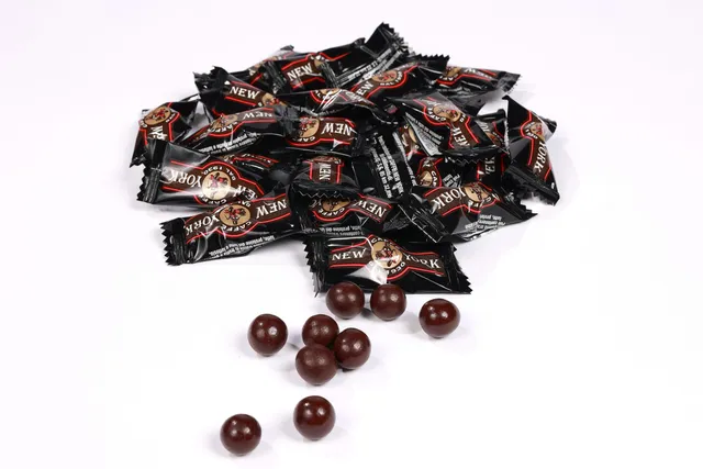 caff-new-york-schoko-cerealien-zartbitter-900g image 1